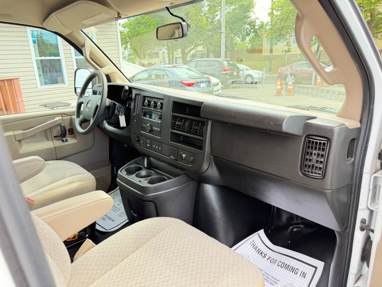 Used 2019 GMC Savana 3500 RWD image 36