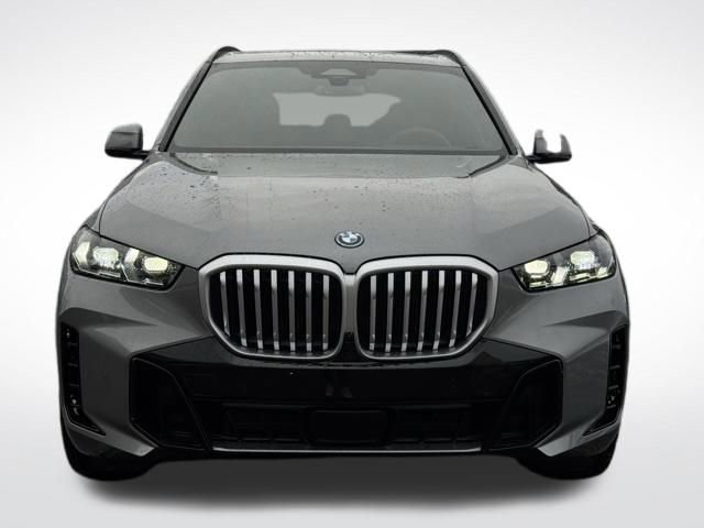New 2026 BMW X5 xDrive50e w/ M Sport Package image 2