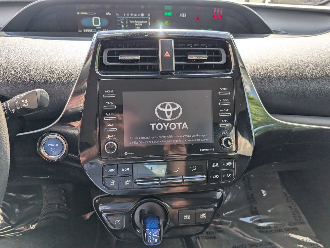 Used 2021 Toyota Prius LE FWD image 22