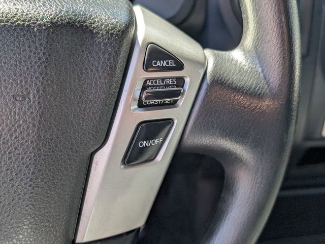 Used 2022 Nissan Titan S image 34