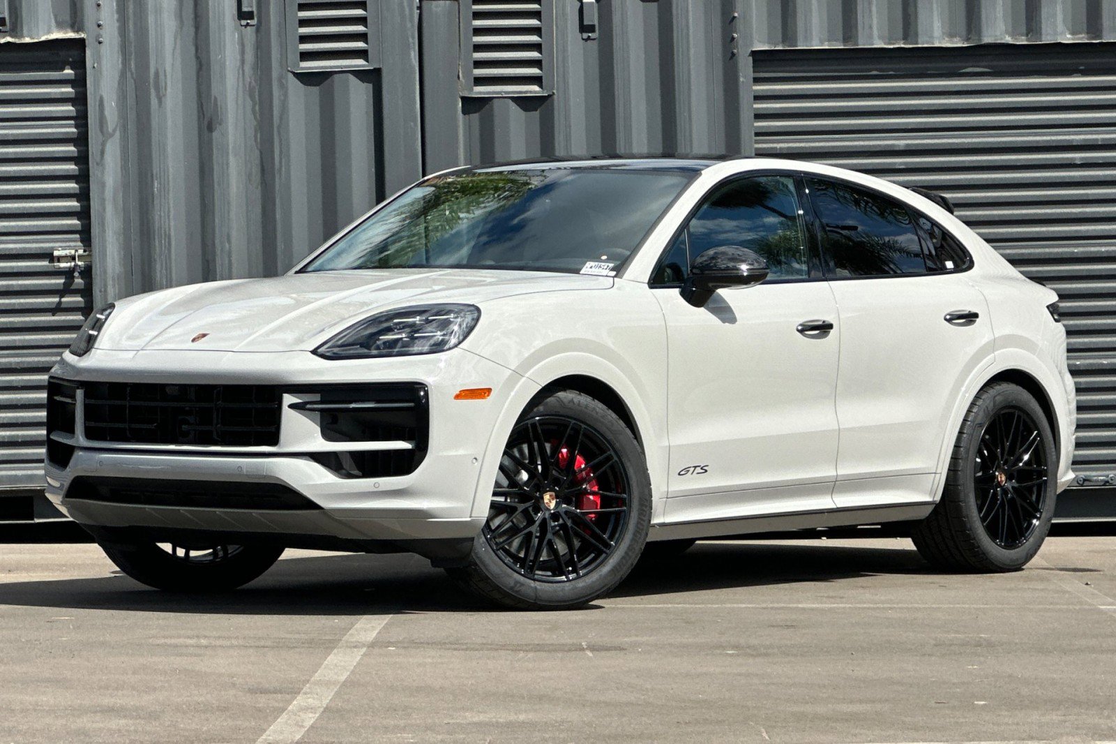 New 2026 Porsche Cayenne GTS image 1