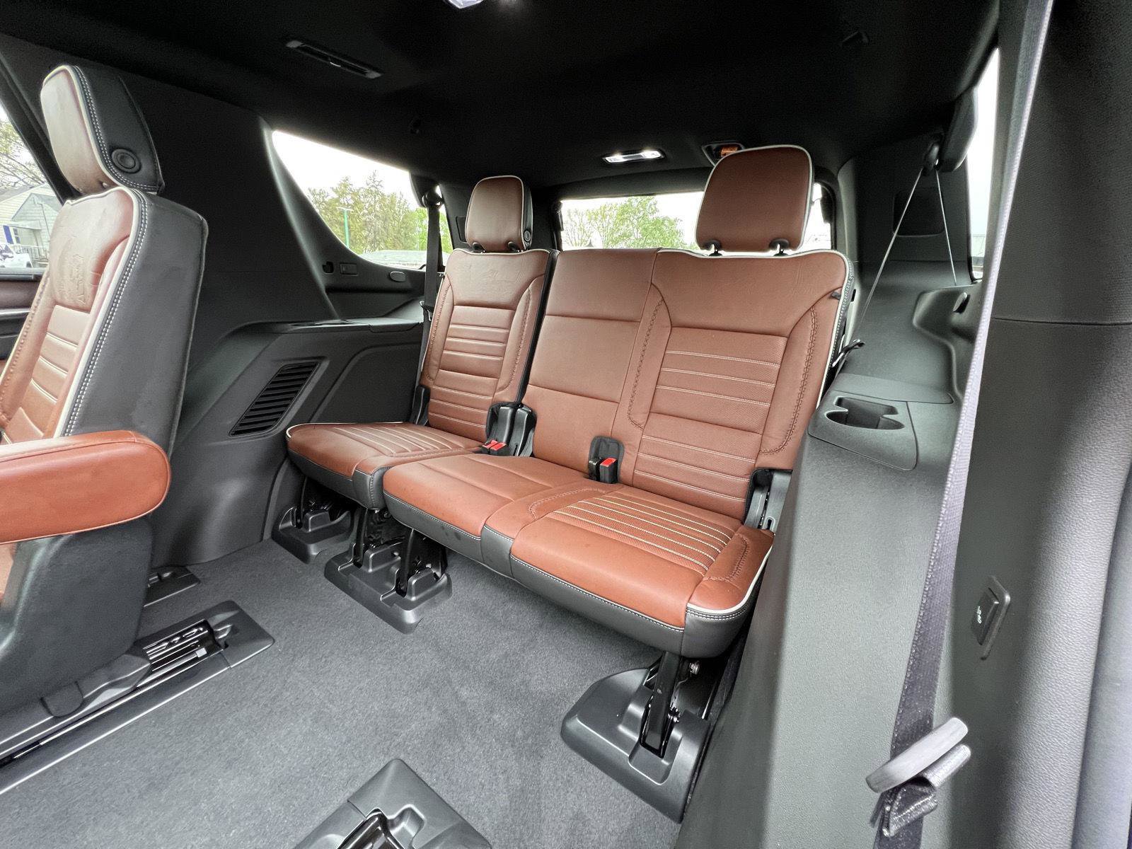 Used 2023 GMC Yukon Denali Ultimate AWD/4WD image 59