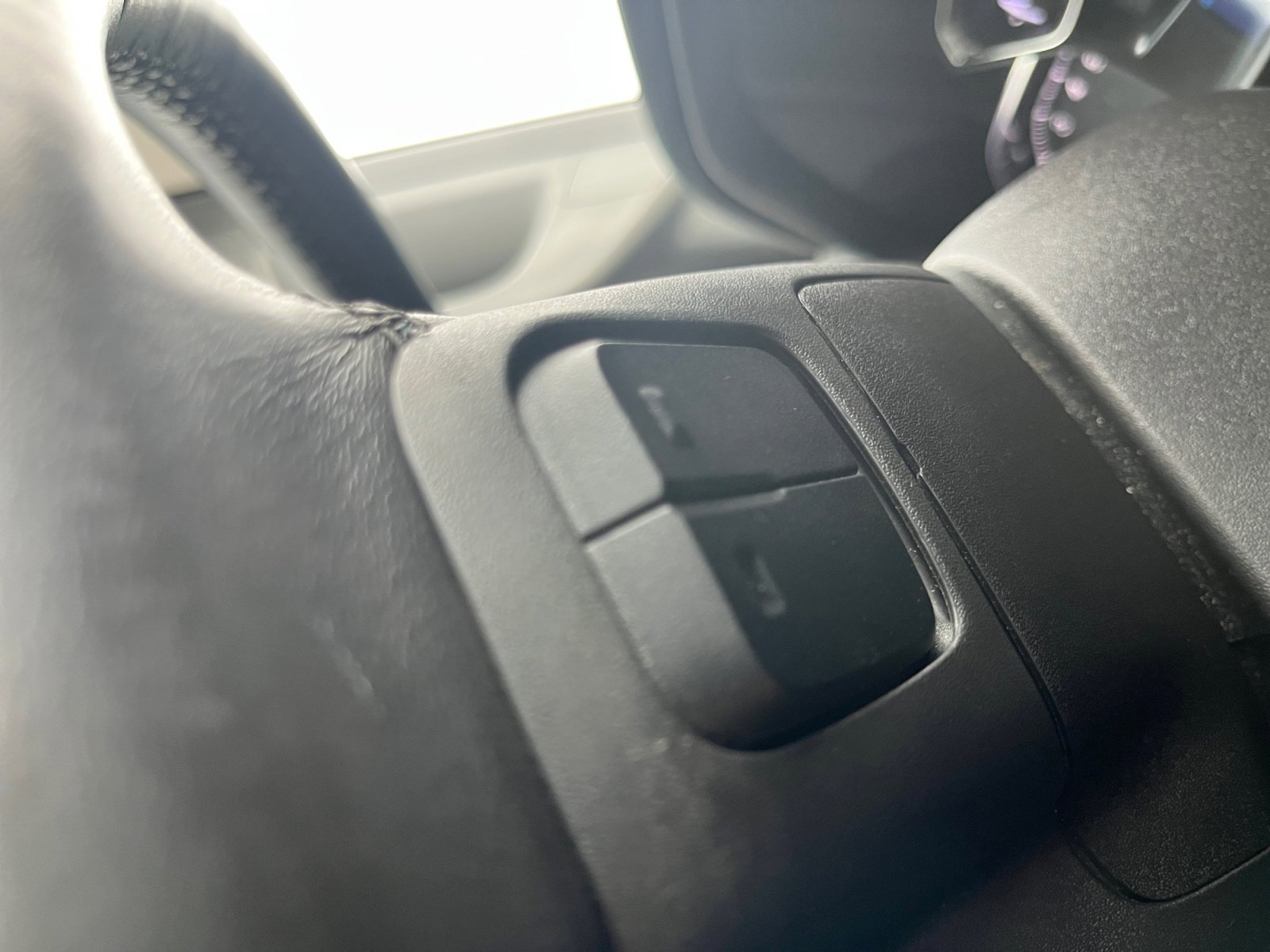 Used 2020 GMC Sierra 1500 SLT image 15