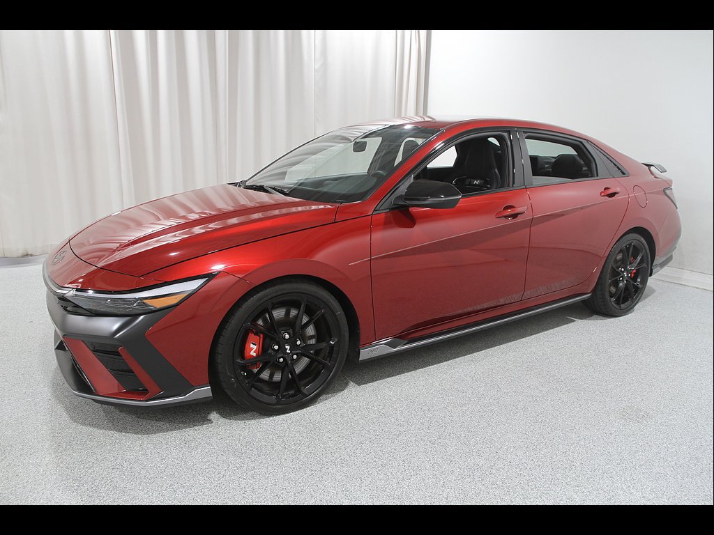 Certified 2025 Hyundai Elantra N FWD image 3
