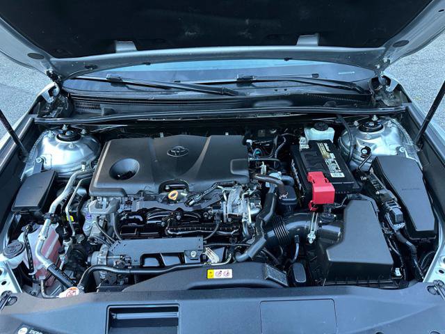 Used 2018 Toyota Camry XSE image 23