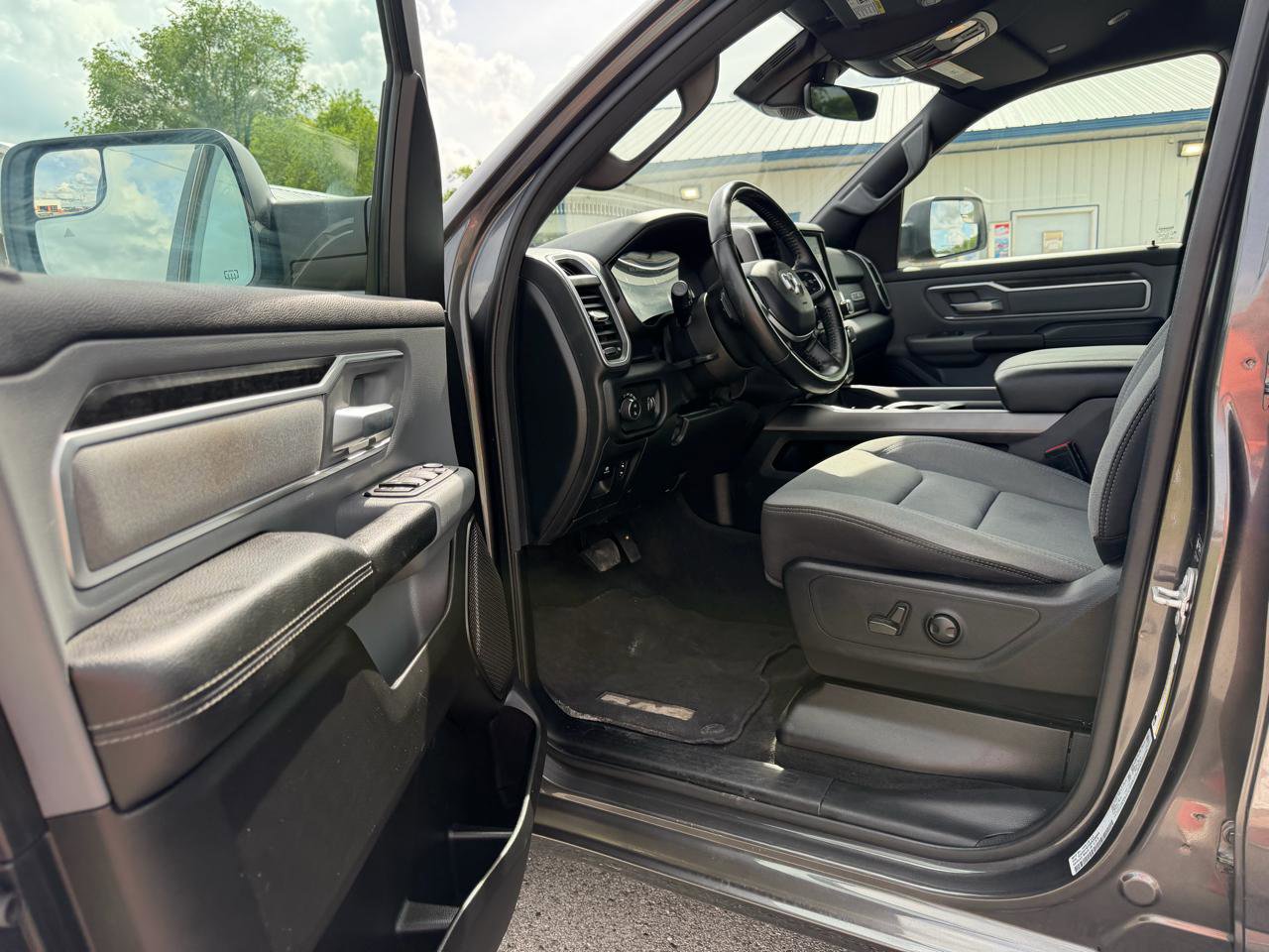 Used 2022 RAM 1500 Lone Star w/ Trailer Tow Group AWD/4WD image 8
