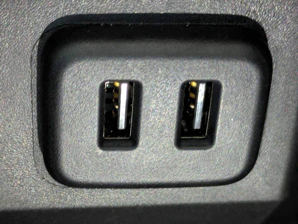 Used 2022 Chevrolet Equinox Premier image 30