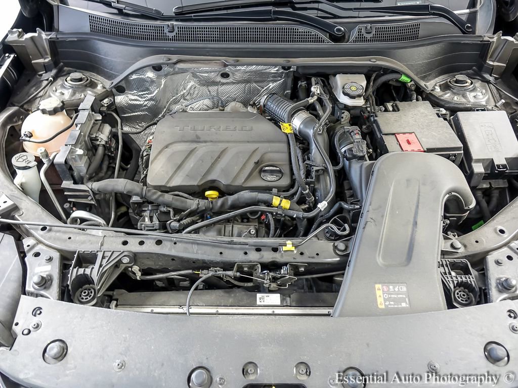 Used 2025 Chevrolet Trax LT w/ Driver Confidence Package FWD image 24