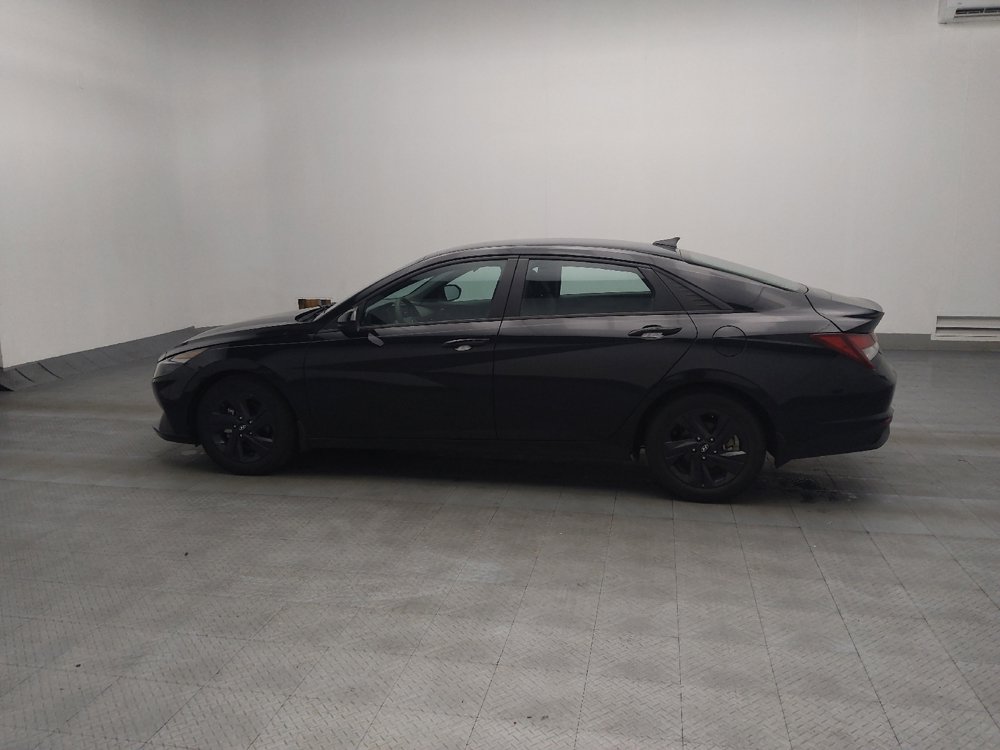 Used 2022 Hyundai Elantra SEL image 3