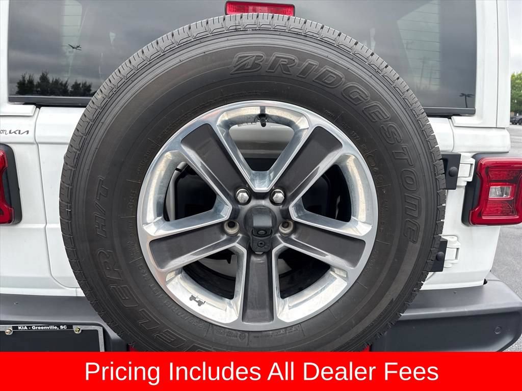 Used 2023 Jeep Wrangler Unlimited Sahara w/ Safety Group AWD/4WD image 16