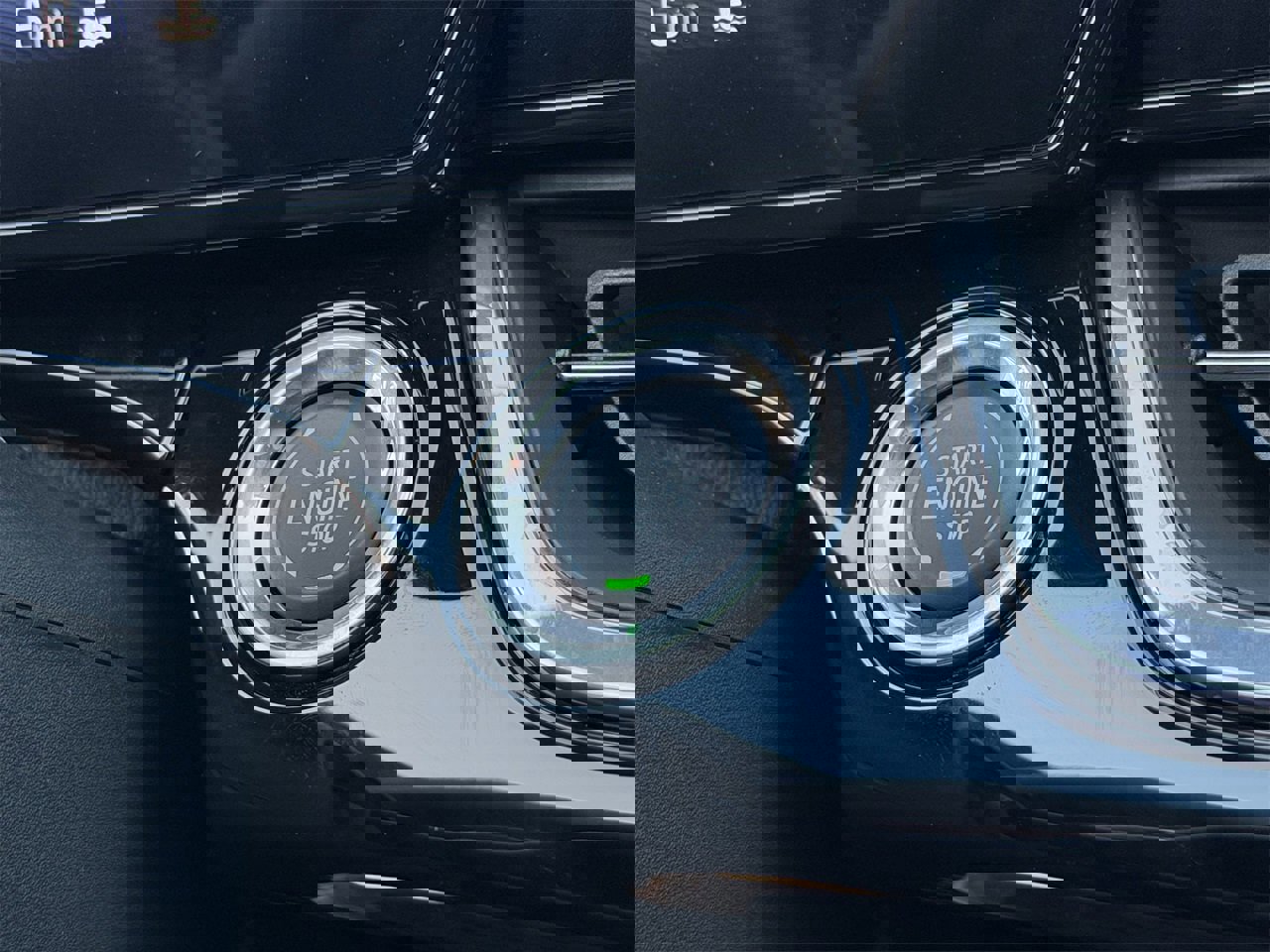 New 2026 Chevrolet Trax RS w/ Sunroof Package image 19