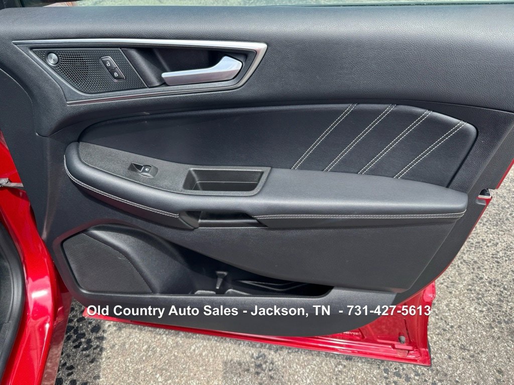 Used 2021 Ford Edge ST w/ Equipment Group 401A AWD/4WD image 16