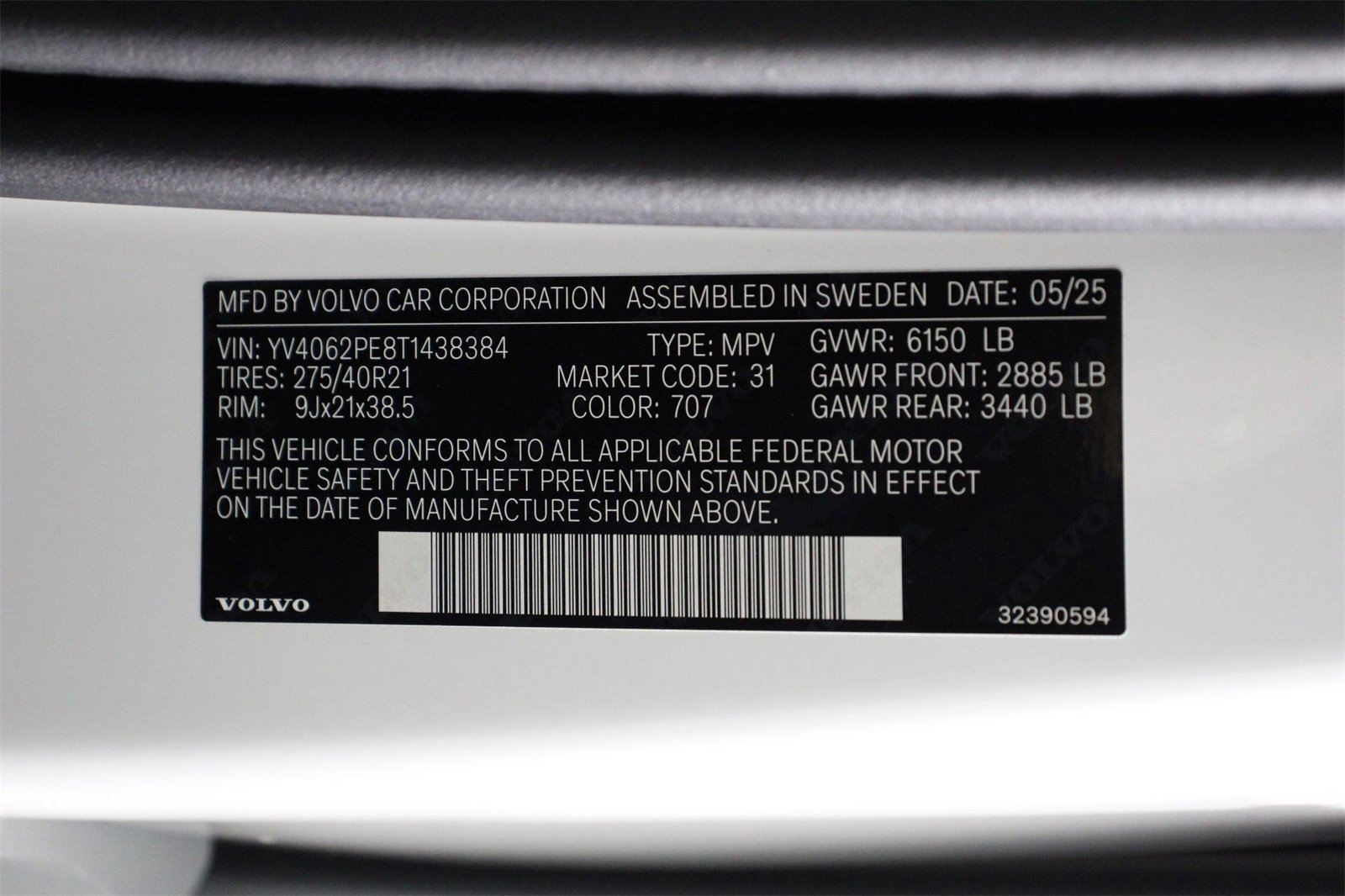 New 2026 Volvo XC90 B6 Plus w/ Protection Package Premier image 17