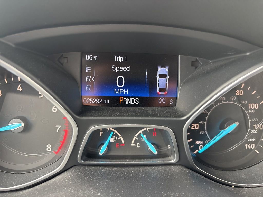 Used 2017 Ford Escape Titanium FWD image 2