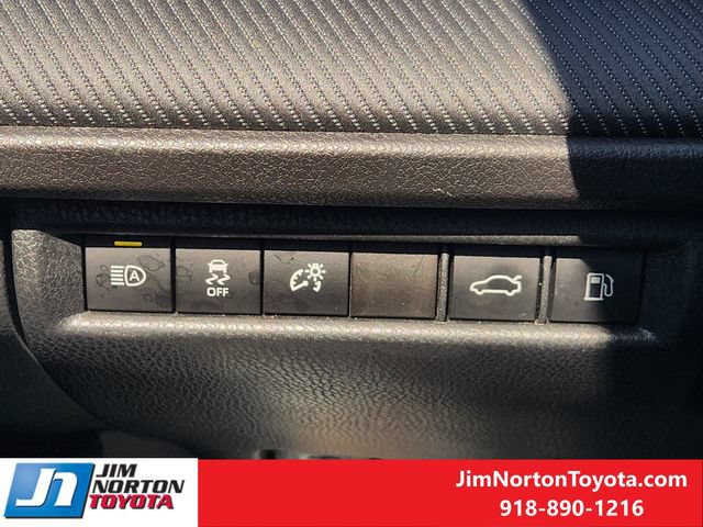 Used 2025 Toyota Camry SE FWD image 22