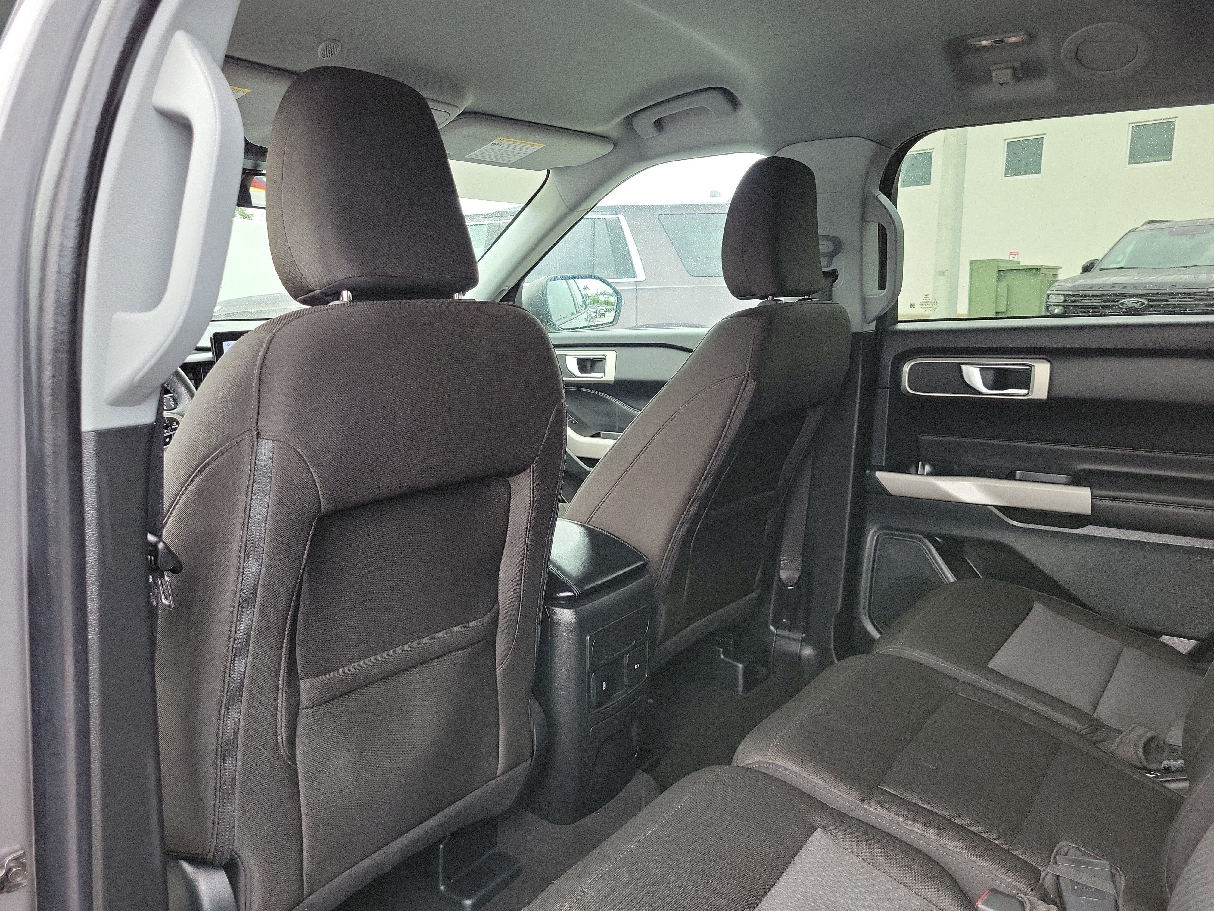 Certified 2024 Ford Explorer XLT RWD image 13