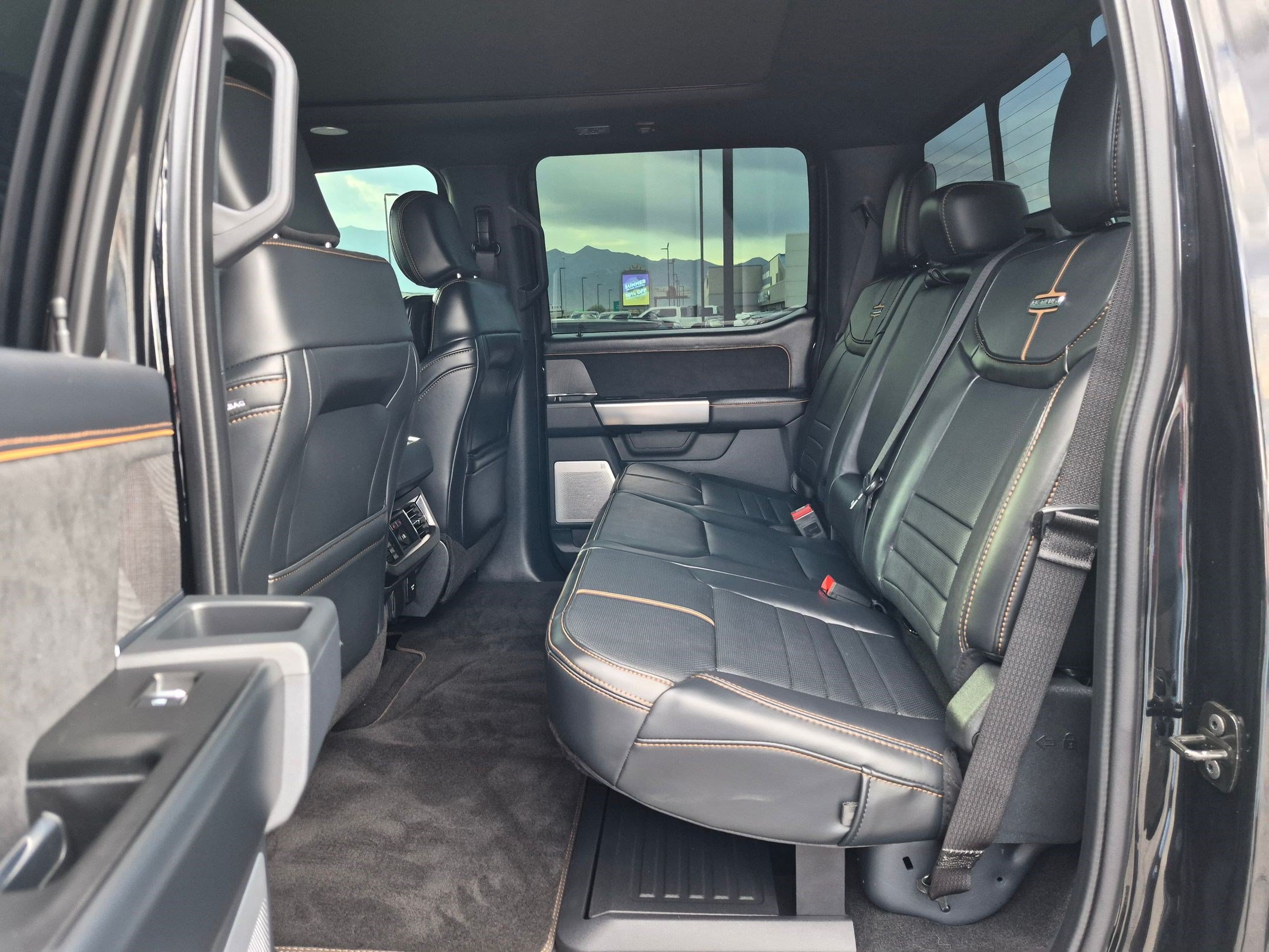 Used 2024 Ford F350 Platinum AWD/4WD image 31