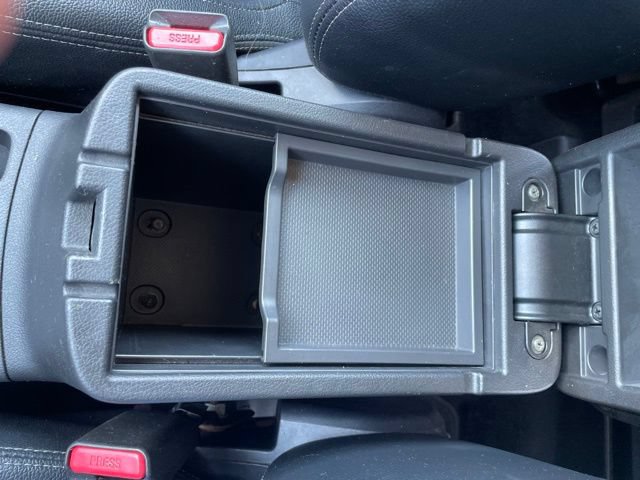 Used 2015 Mitsubishi Outlander SE FWD image 34