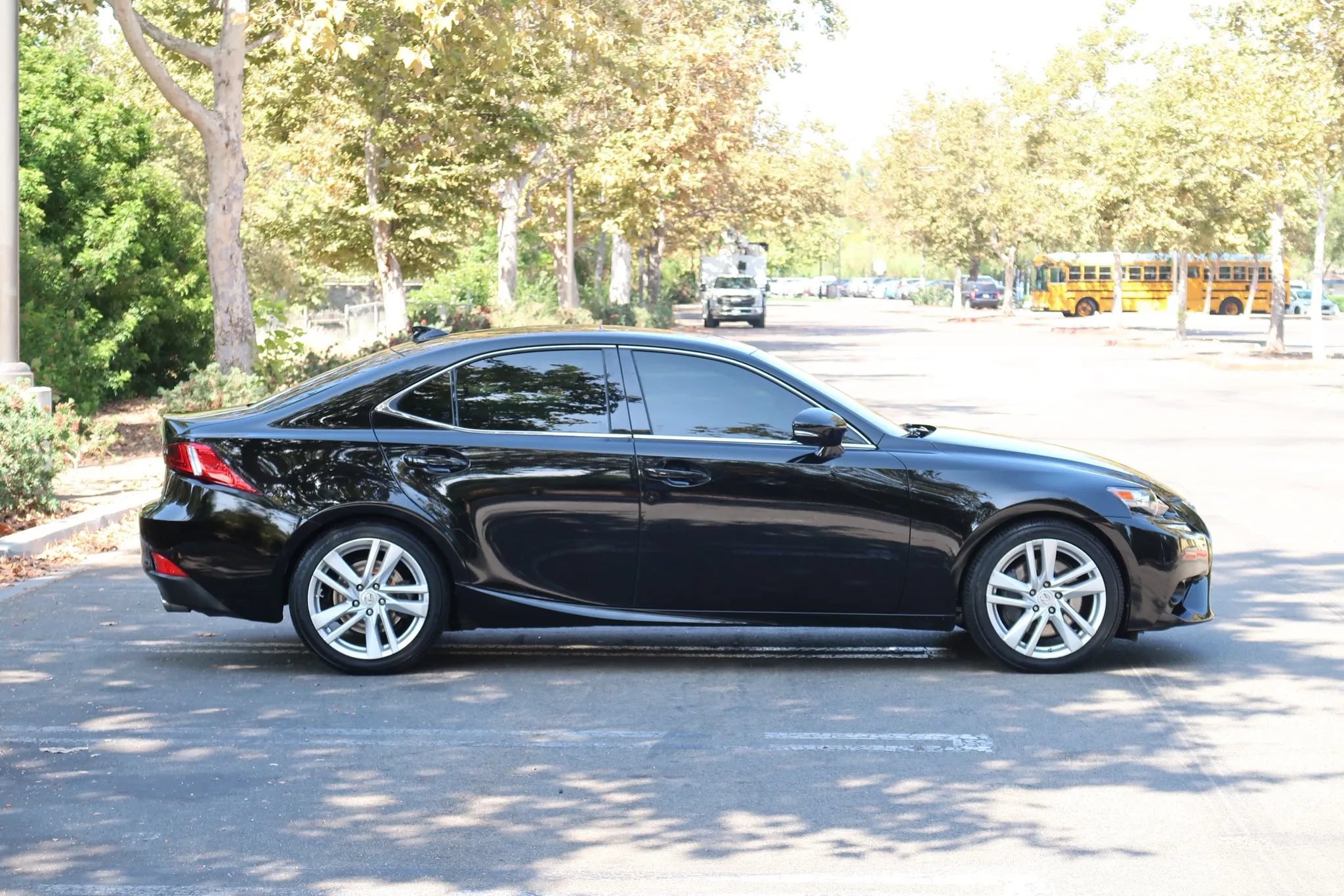 Used 2016 Lexus IS 300 AWD image 9
