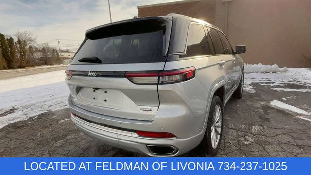 Used 2023 Jeep Grand Cherokee Summit w/ Luxury Tech Group V image 7