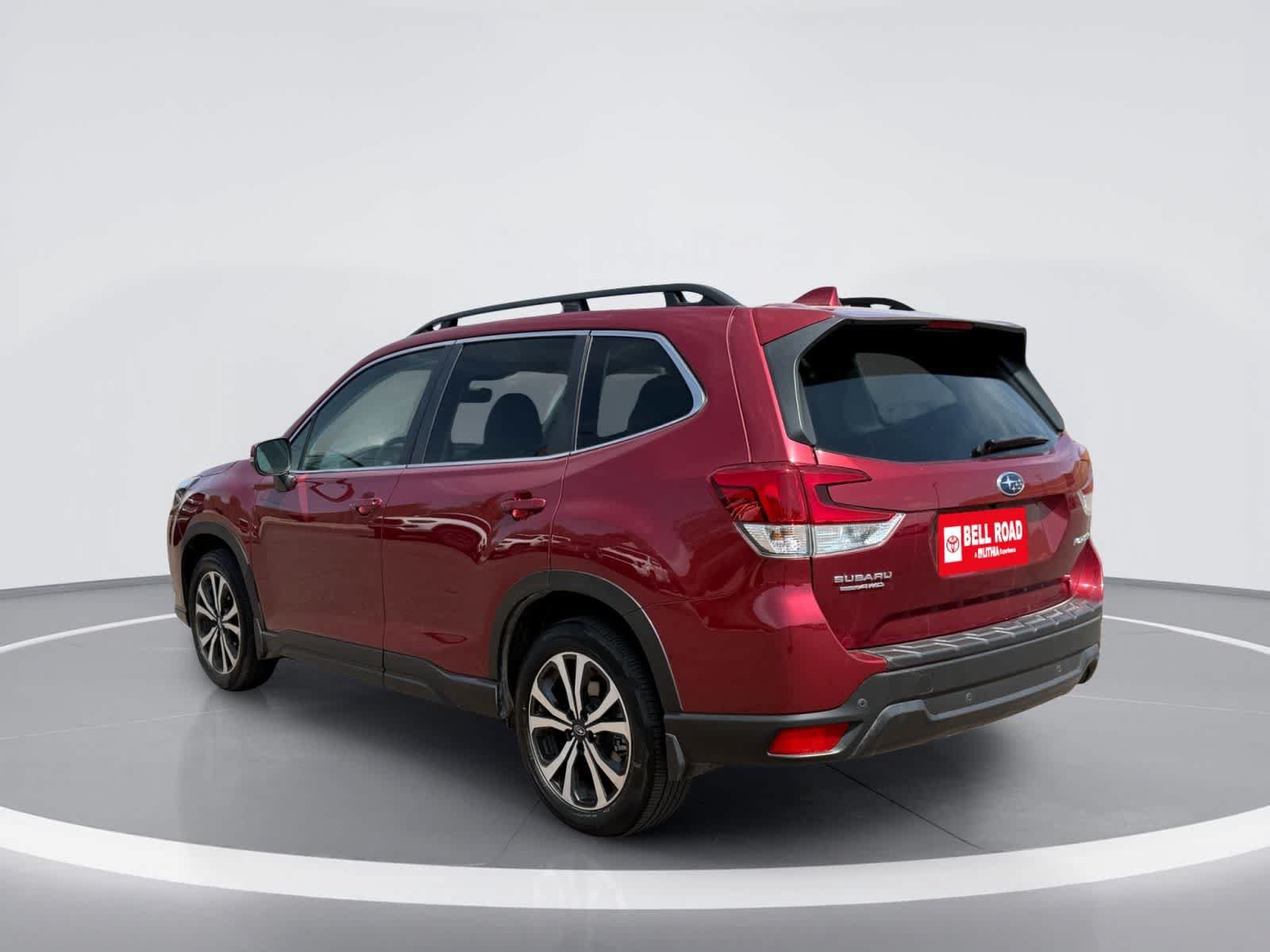 Used 2023 Subaru Forester Limited AWD/4WD image 3