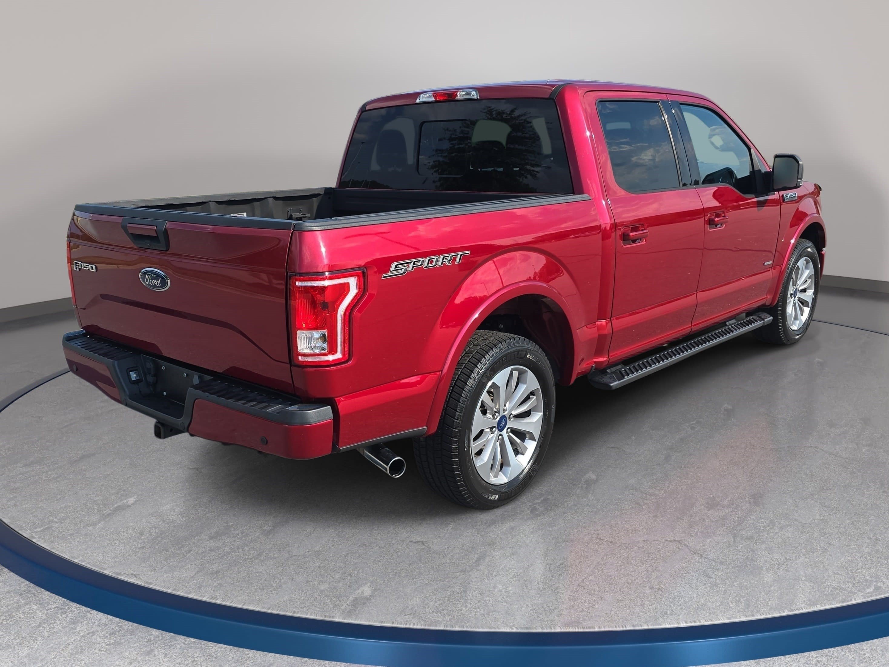 Used 2015 Ford F150 XLT w/ Equipment Group 302A Luxury RWD image 5