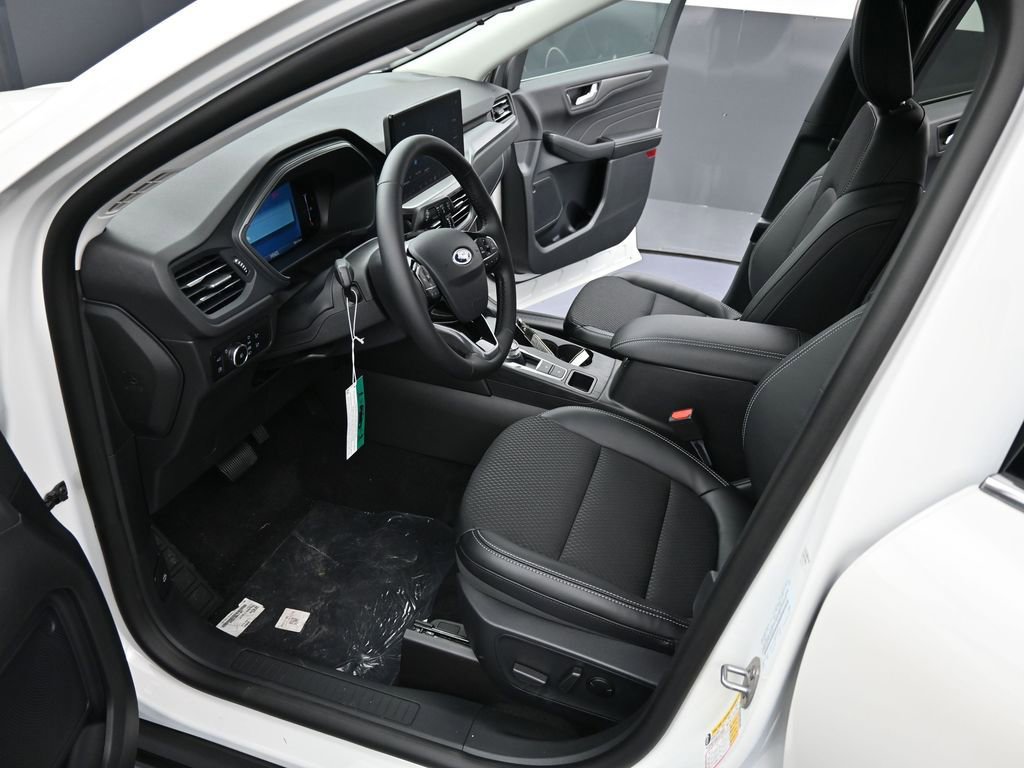 New 2025 Ford Escape SE image 20