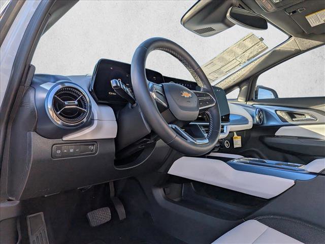 New 2026 Chevrolet Equinox EV LT image 9