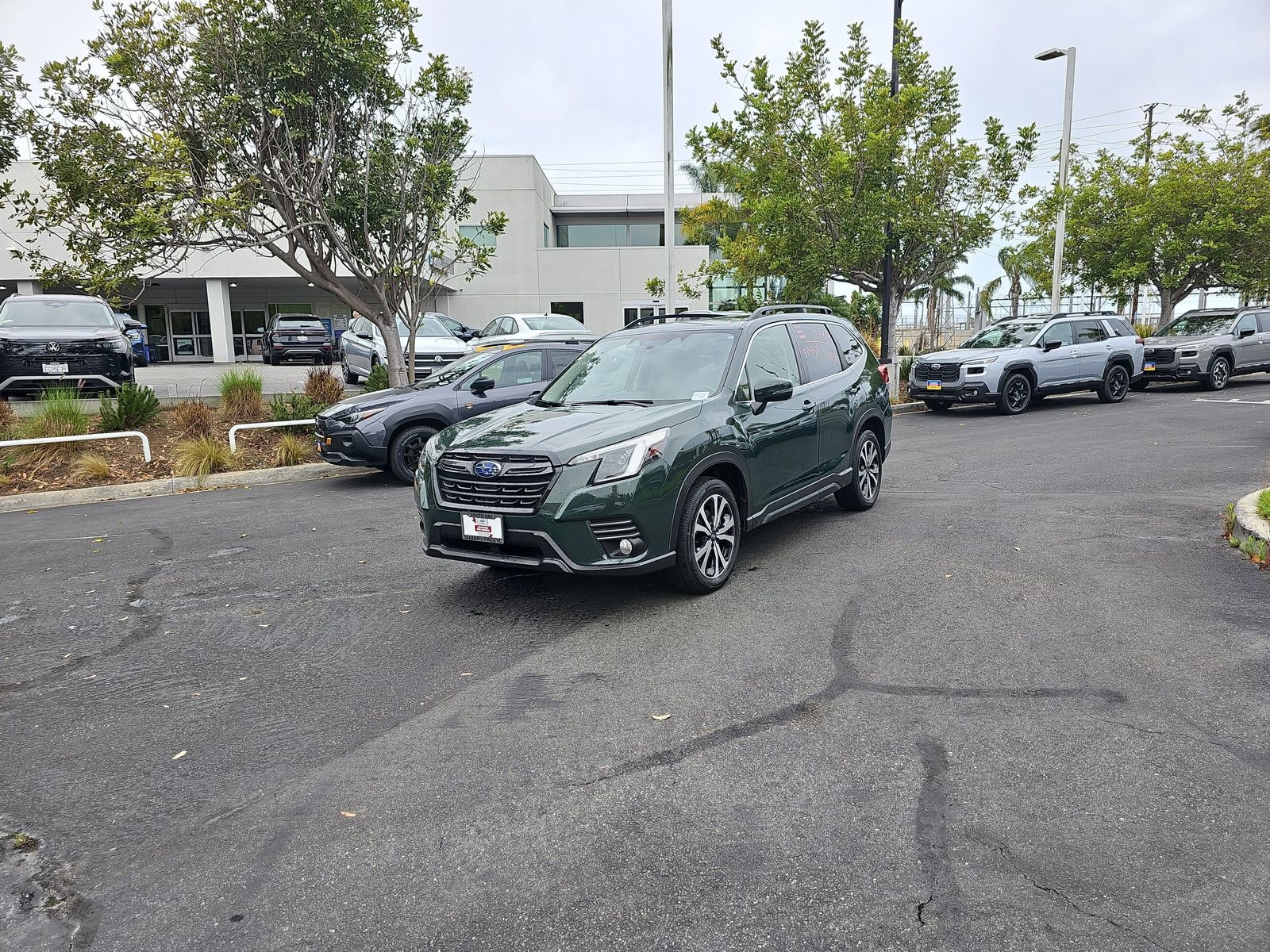 Certified 2023 Subaru Forester Limited image 3