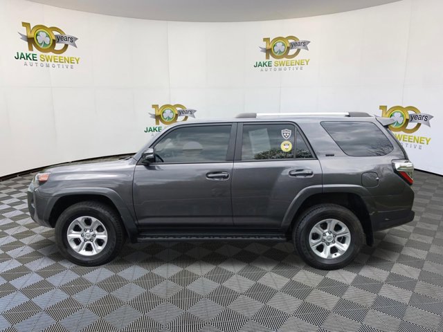 Used 2022 Toyota 4Runner SR5 Premium w/ Moonroof Package AWD/4WD image 6
