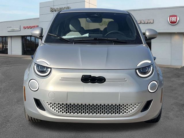 New 2025 FIAT 500 e video 2