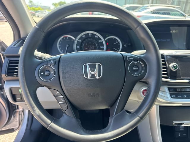 Used 2015 Honda Accord EX-L image 17