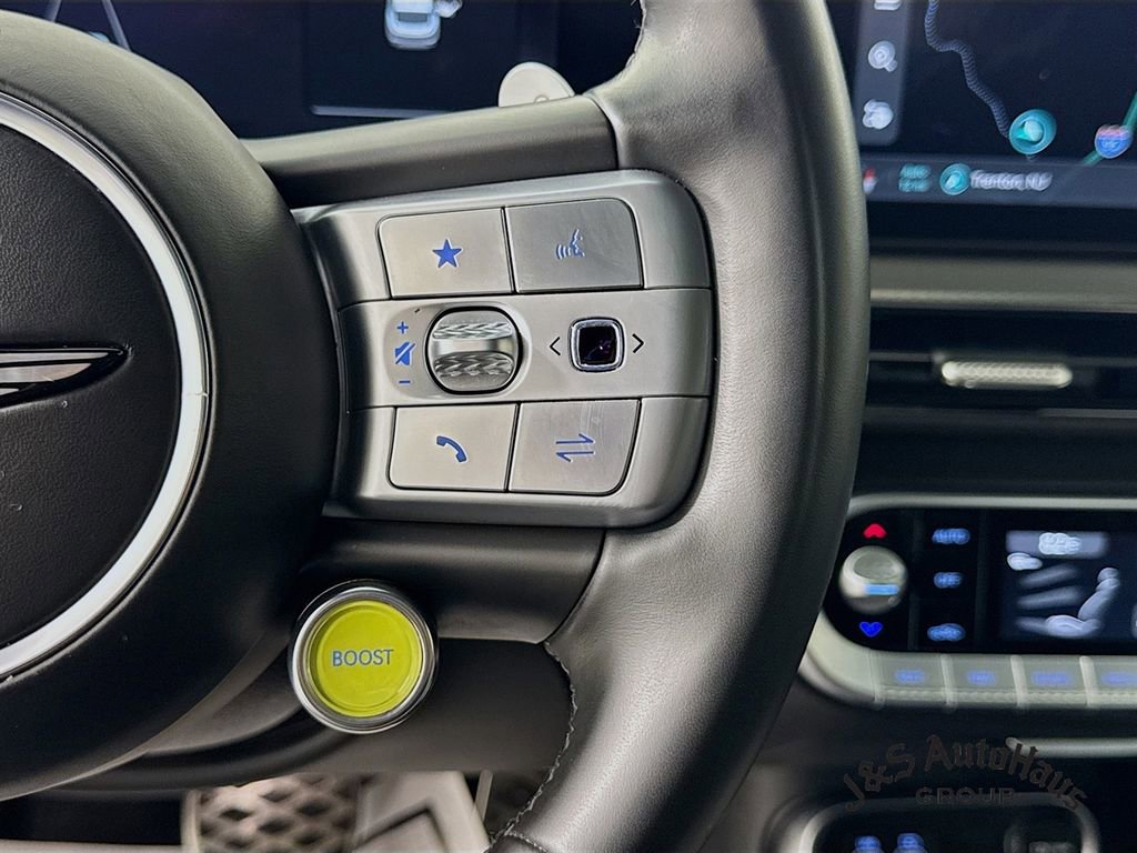 Used 2023 Genesis GV60 Performance image 14