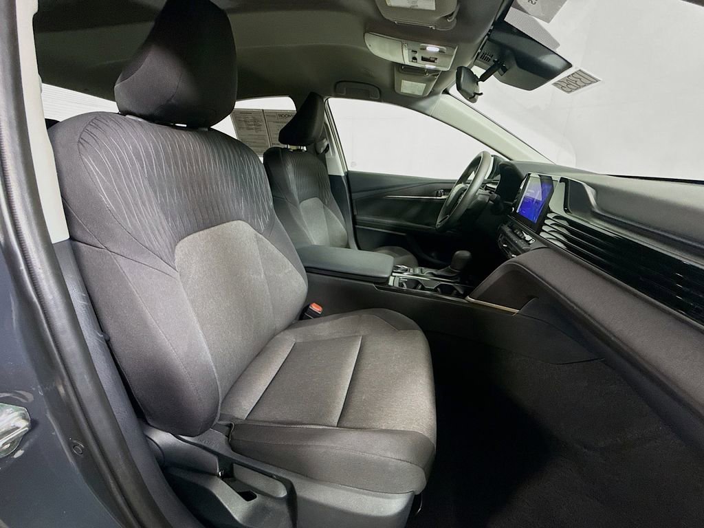 Certified 2025 Toyota Camry LE FWD image 28