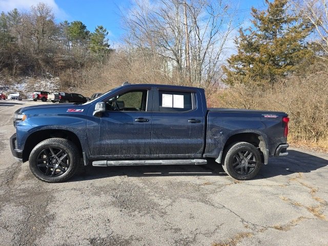 Used 2021 Chevrolet Silverado 1500 LT Trail Boss w/ Bed Protection Package image 2