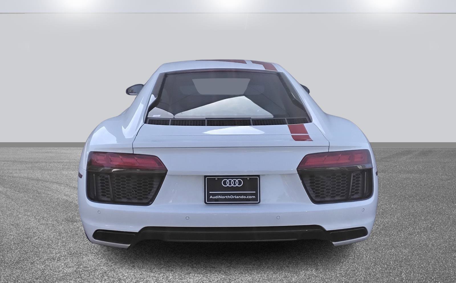 Used 2018 Audi R8 V10 w/ Premium Package image 5