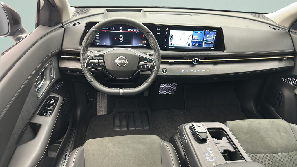 Used 2024 Nissan Ariya AWD image 11