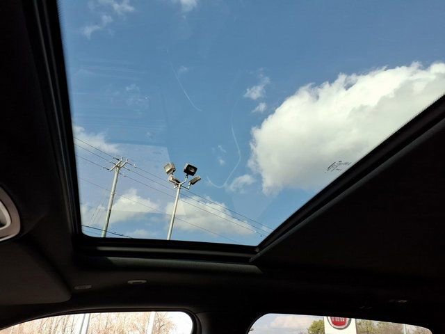 New 2026 RAM 1500 Laramie AWD/4WD image 15