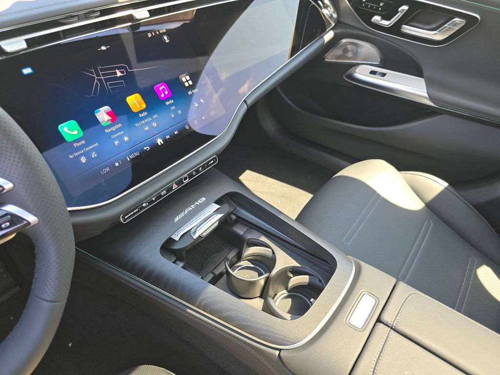 New 2026 Mercedes-Benz E 53 AMG e 4MATIC Sedan image 33
