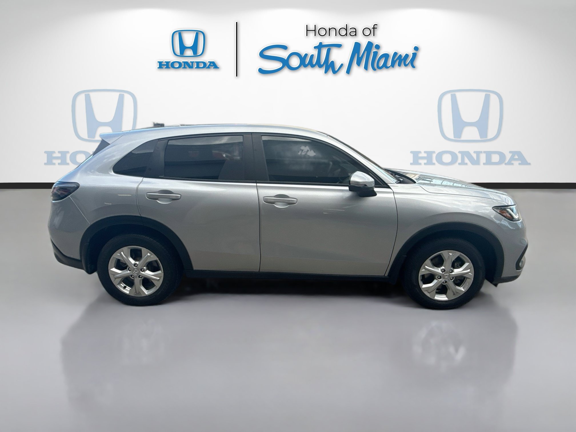 Certified 2024 Honda HR-V LX image 8