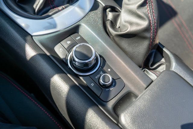 Used 2016 MAZDA MX-5 Miata Club w/ Brembo/BBS Package image 33