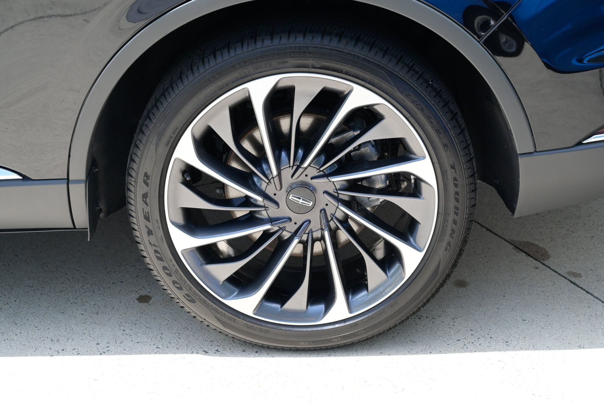 Used 2026 Lincoln Aviator Reserve AWD/4WD image 10