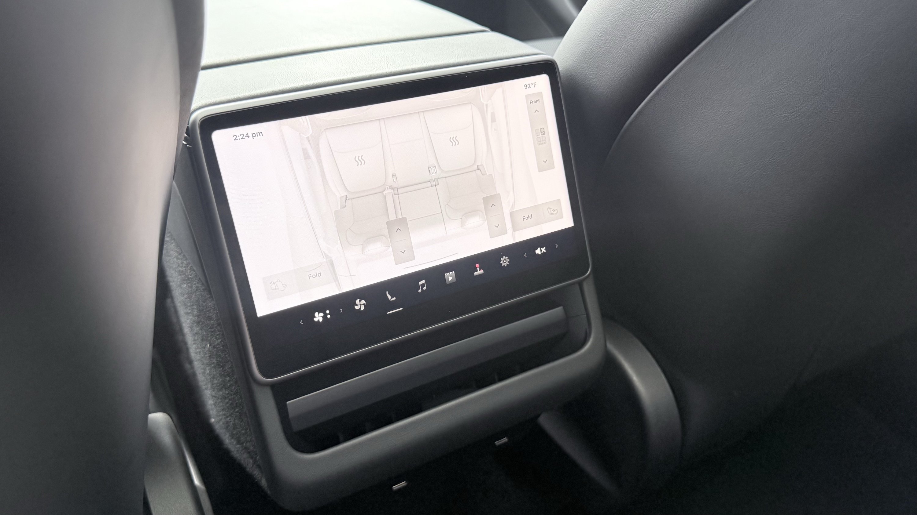 Used 2026 Tesla Model Y Long Range RWD image 44