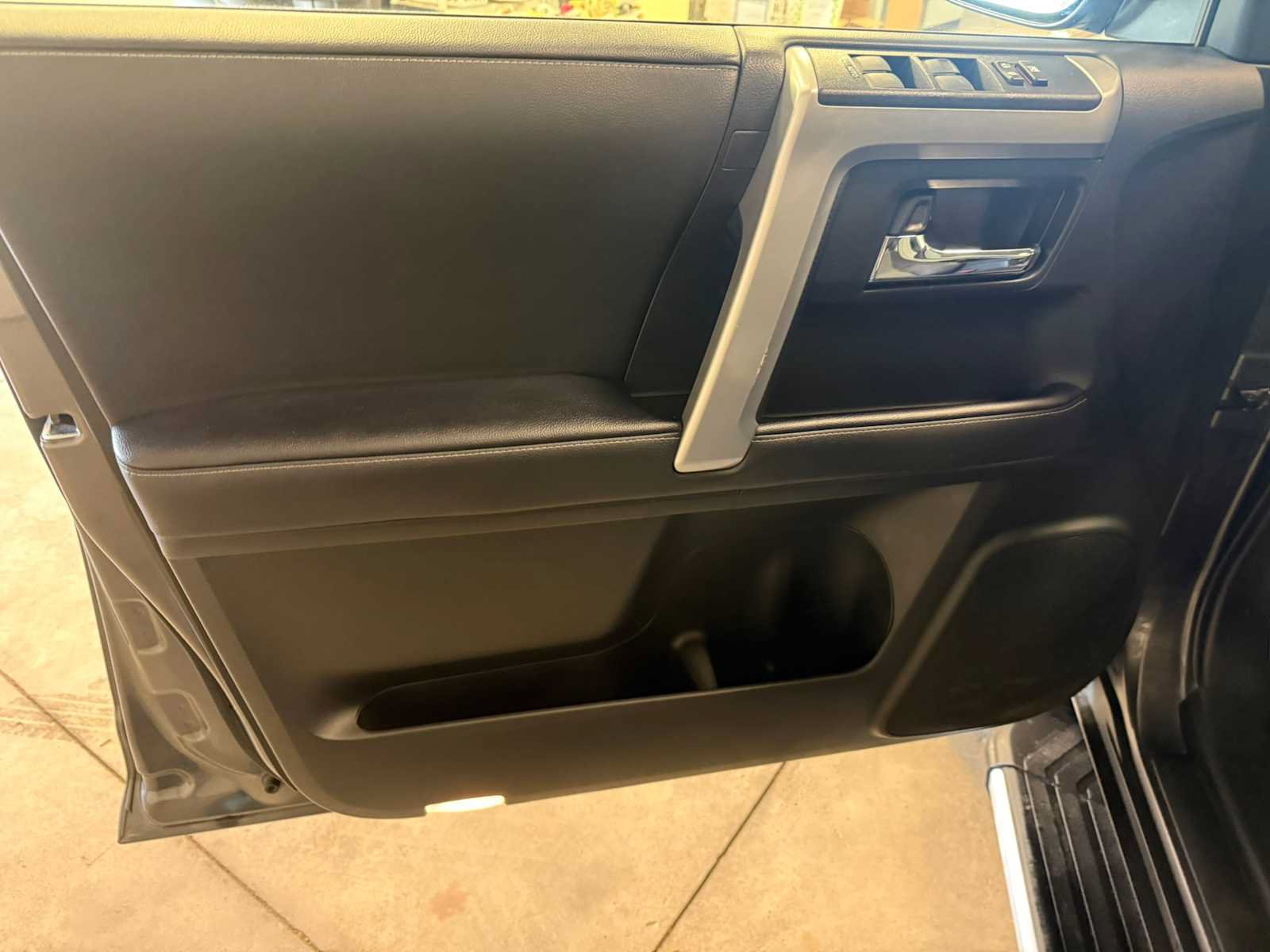 Certified 2022 Toyota 4Runner SR5 Premium w/ Moonroof Package AWD/4WD image 20