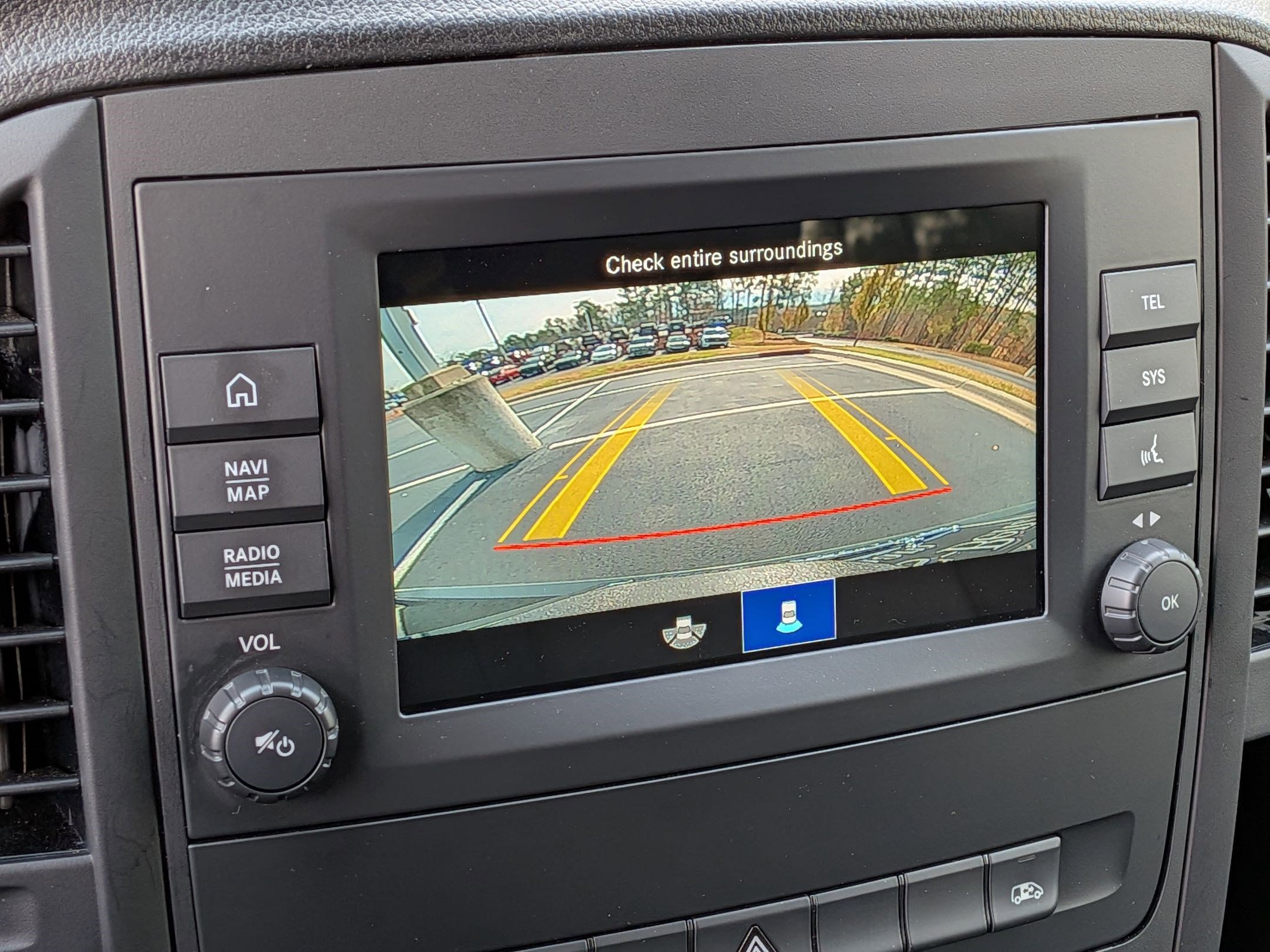 Used 2023 Mercedes-Benz Metris Passenger image 25