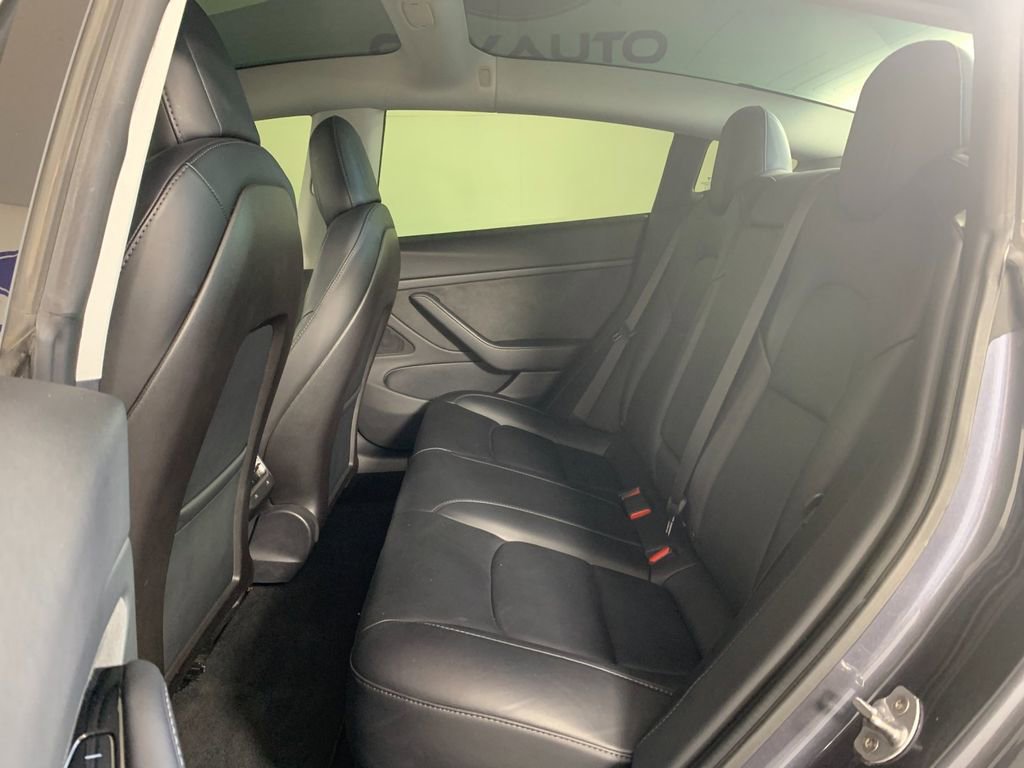Used 2020 Tesla Model 3 Long Range image 28