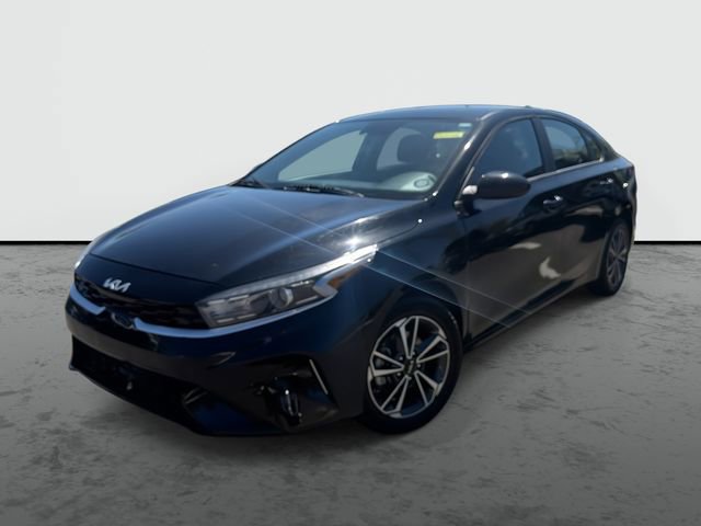 Used 2023 Kia Forte LXS image 1