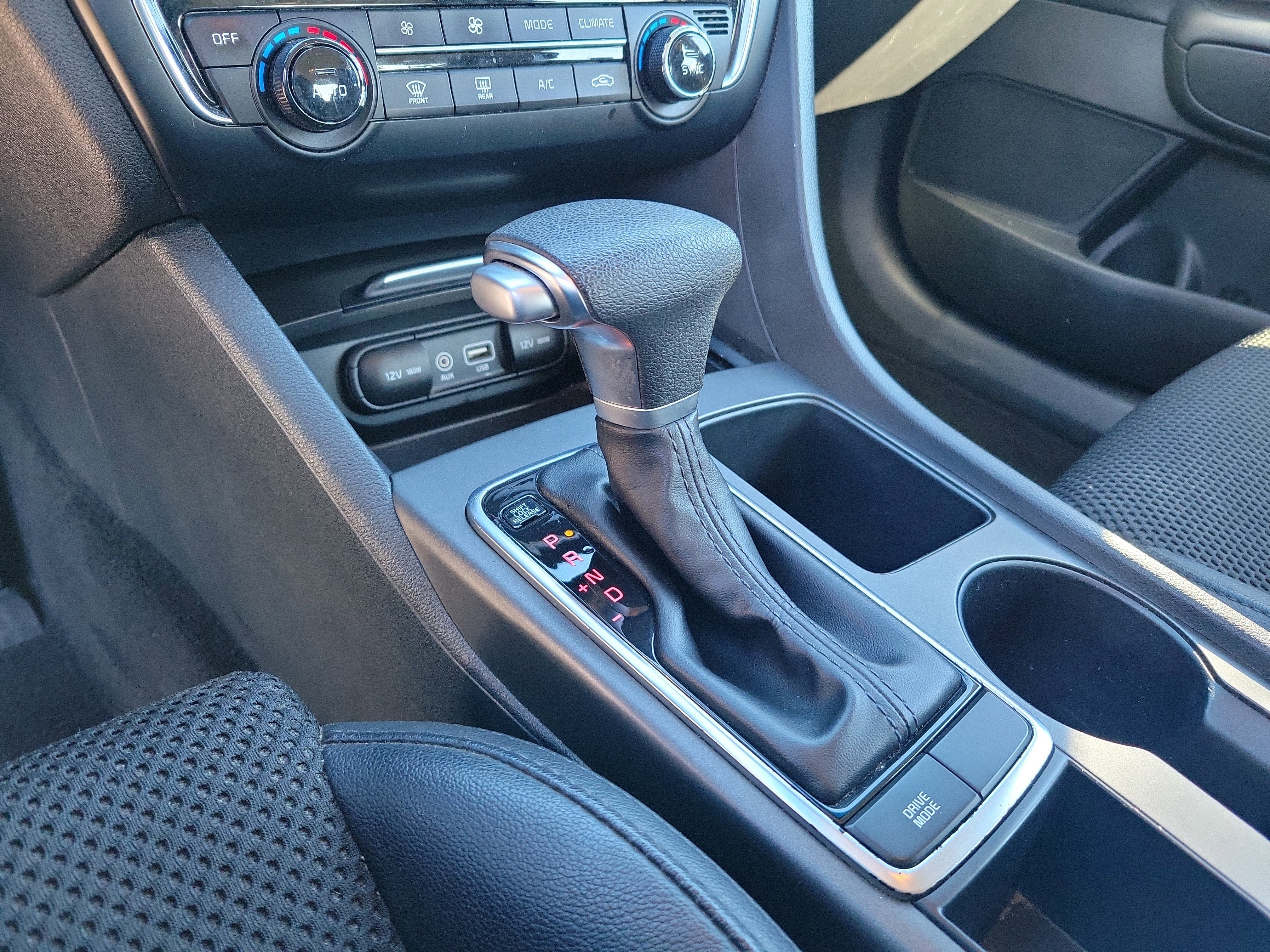 Used 2019 Kia Optima S image 14