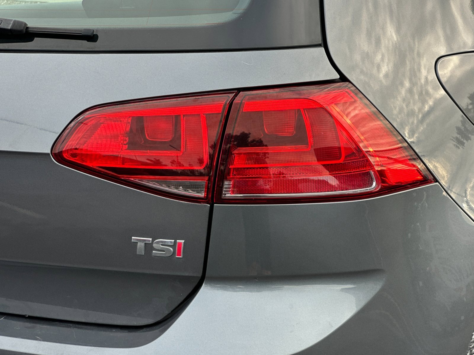 Used 2016 Volkswagen Golf SEL image 23