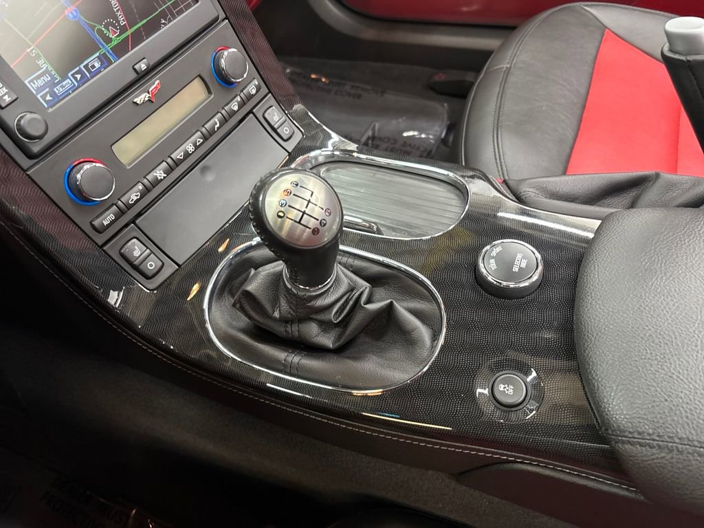 Used 2013 Chevrolet Corvette 427 w/ 1SB Preferred Equipment Group image 24